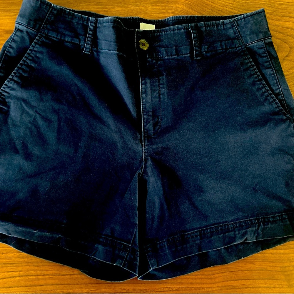 Navy  Gap 5” size 10 shorts.